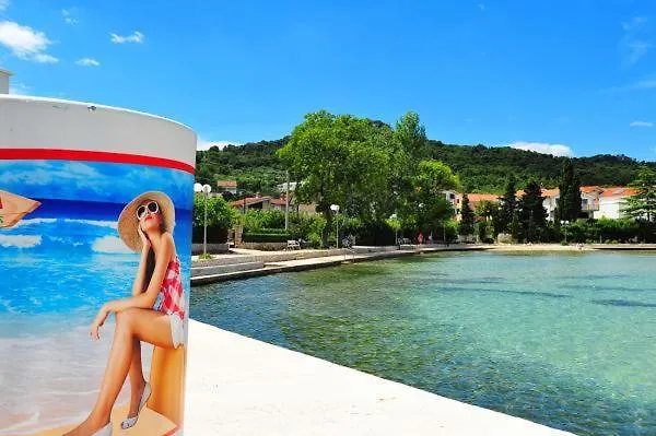 Antea شقة بريكو